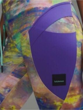 lululemon athletica Multicolor & Purple Printed Leggings